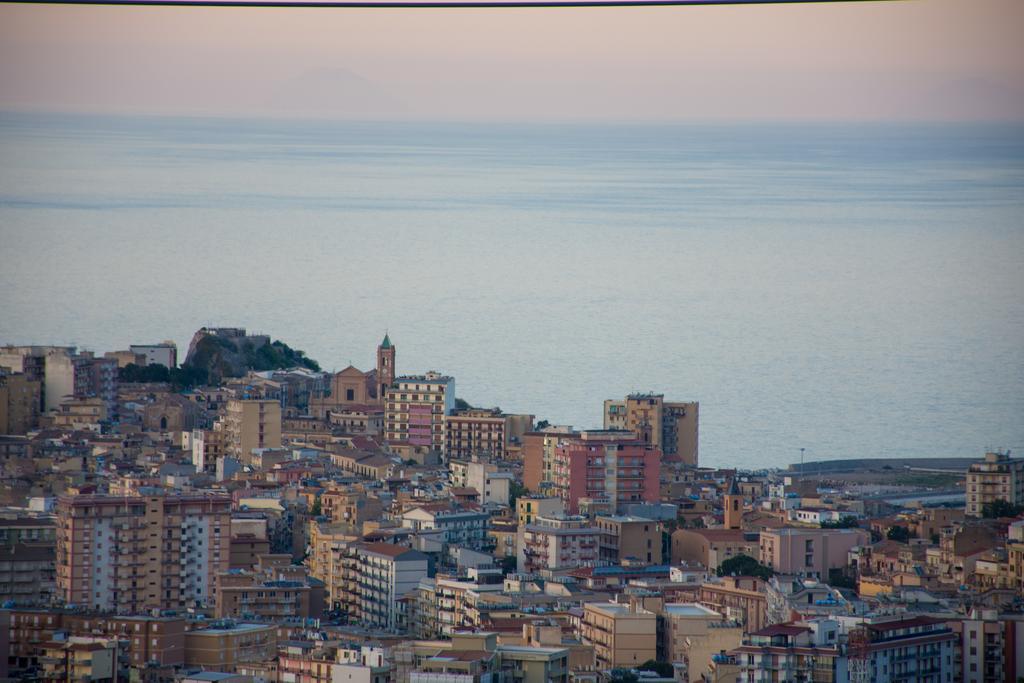 Hotel Dependance La Mouette Termini Imerese Exterior foto