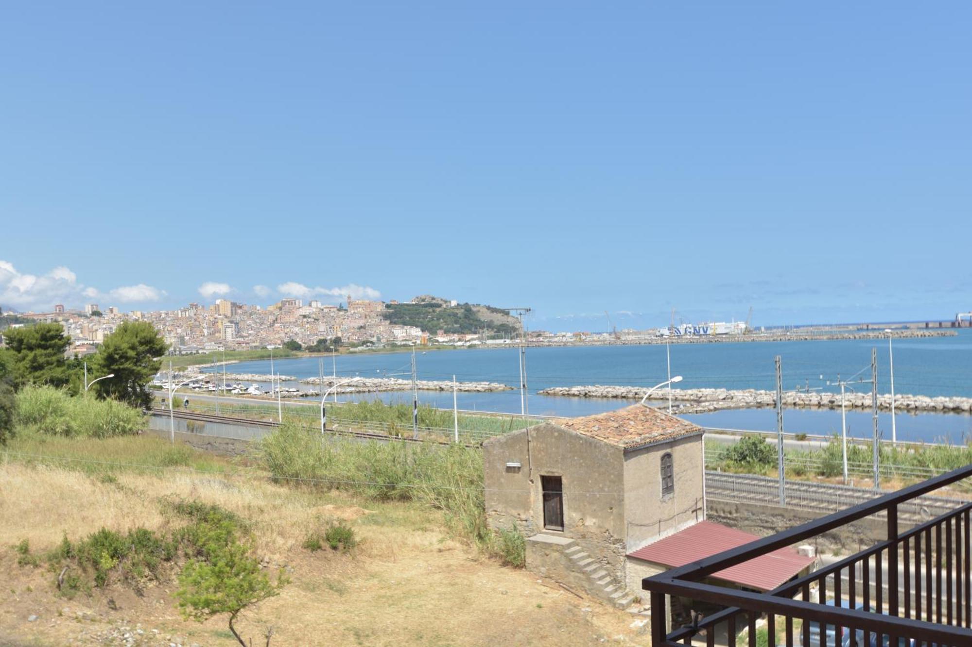 Hotel Dependance La Mouette Termini Imerese Exterior foto