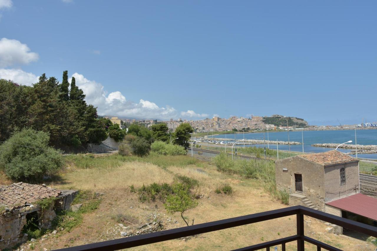 Hotel Dependance La Mouette Termini Imerese Exterior foto
